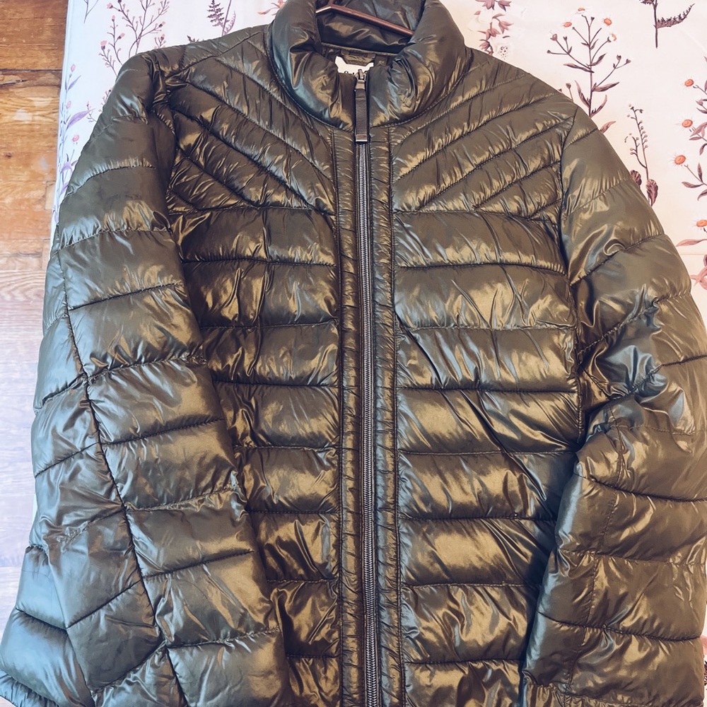 Gap Lightweight Bubble Jacket For Winter, Fall. C… - image 1